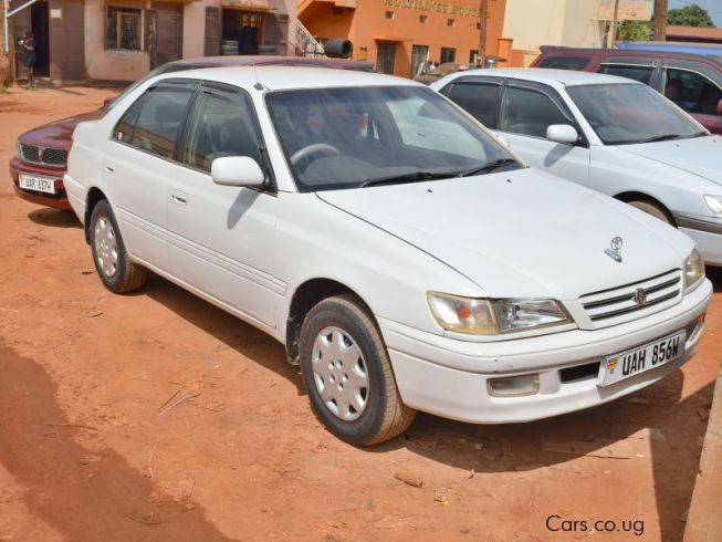 Toyota premio 1996