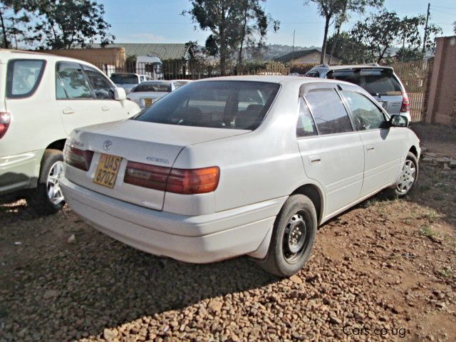 Toyota premio 1997