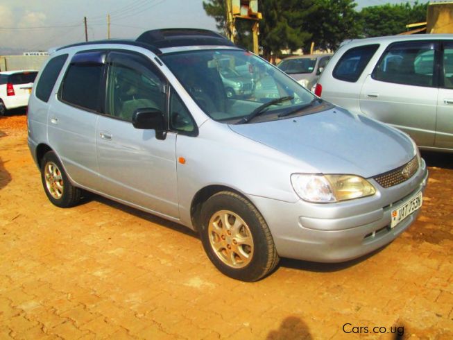 Toyota corolla spacio 1997