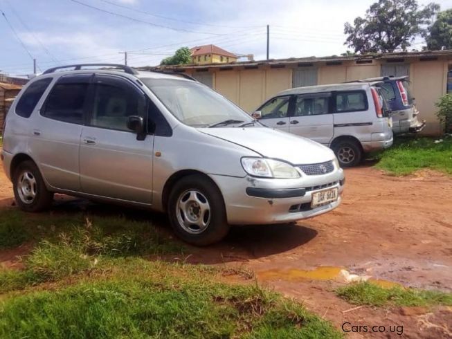 Toyota spacio 1997