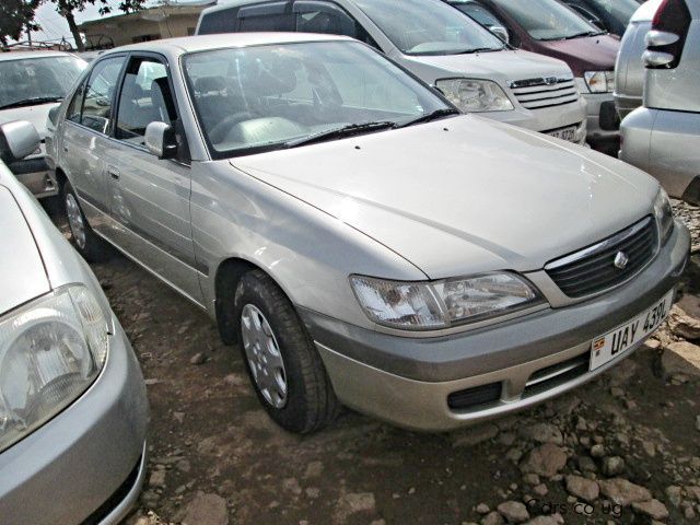 Toyota premio 1998