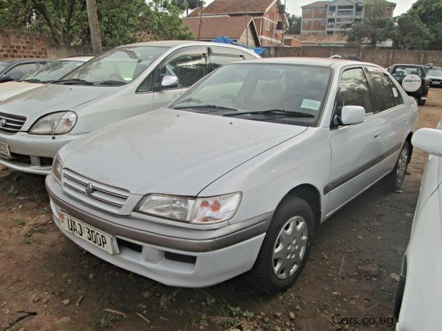 Toyota premio 1998