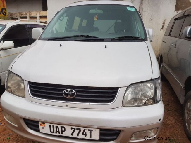 Toyota noah 1999