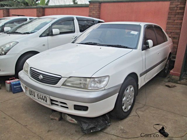 Toyota premio 1999