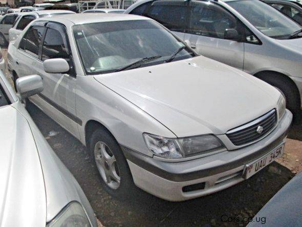 Toyota premio 1999