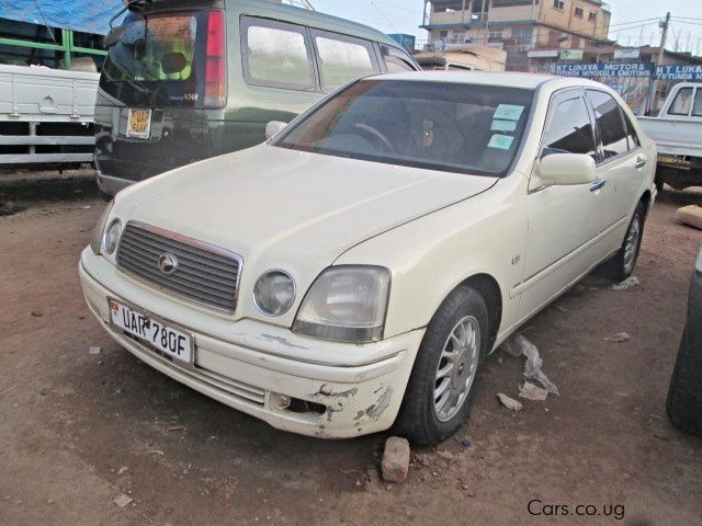 Toyota progres 1999