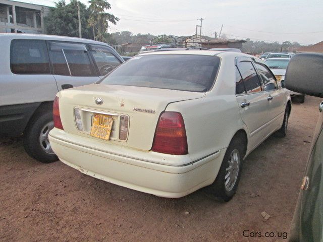 Toyota progres 1999