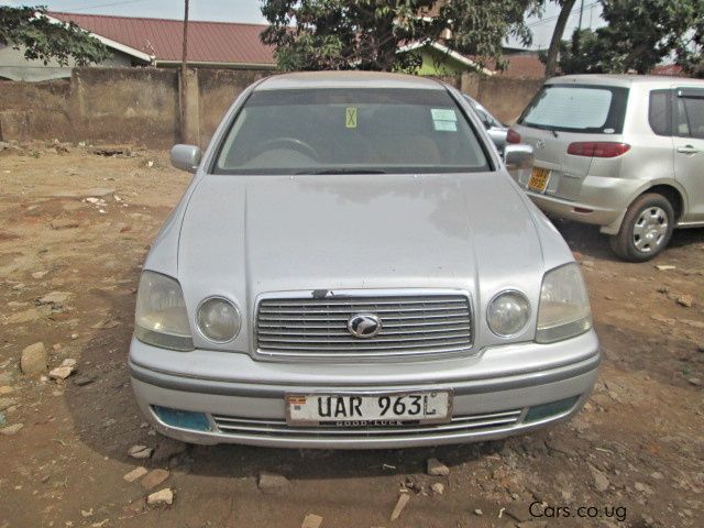 Toyota progres 1999