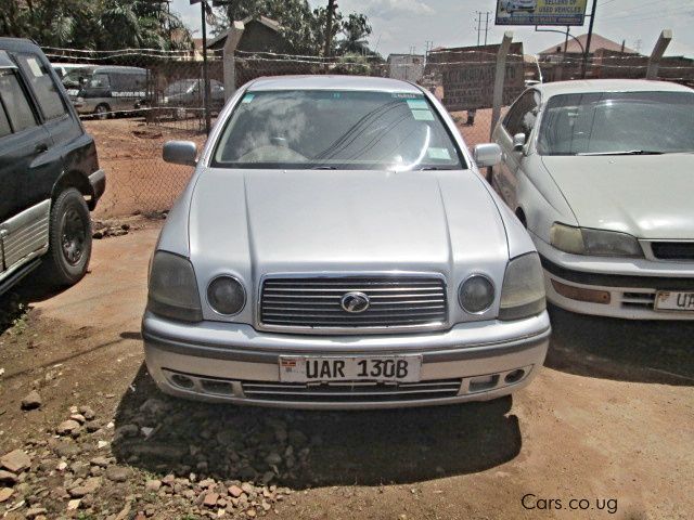 Toyota progres 1999