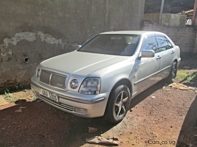 Toyota progres 1999