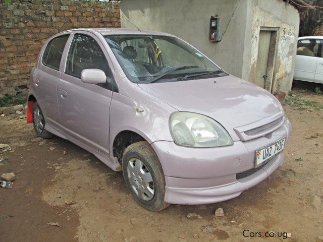 Тойота vitz 1999