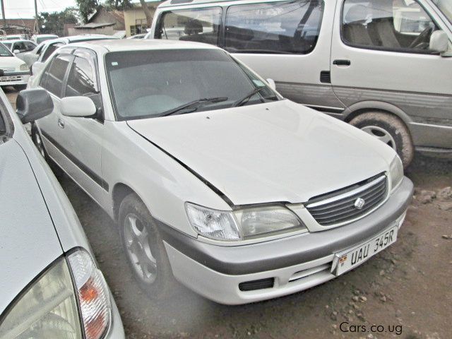 Toyota premio 2000