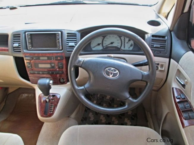 Toyota spacio салон