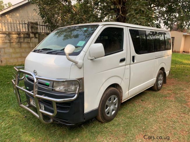 Toyota hiace 2006