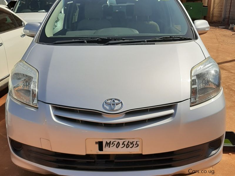 Toyota passo sette 2009