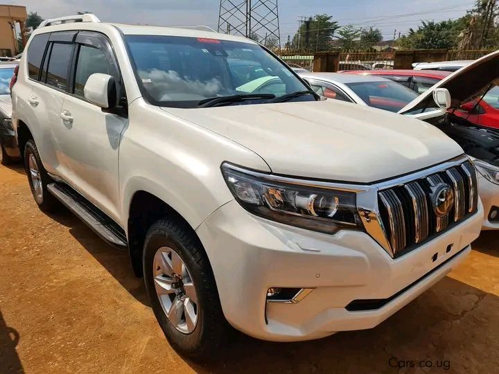 Used Toyota Land cruiser 2017 Land cruiser for sale Kampala Toyota