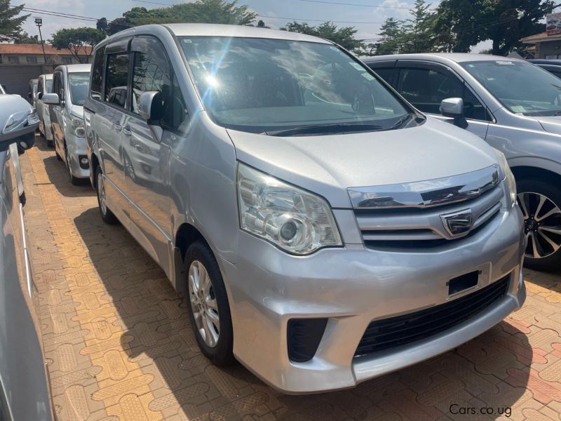 Toyota Noah in Uganda