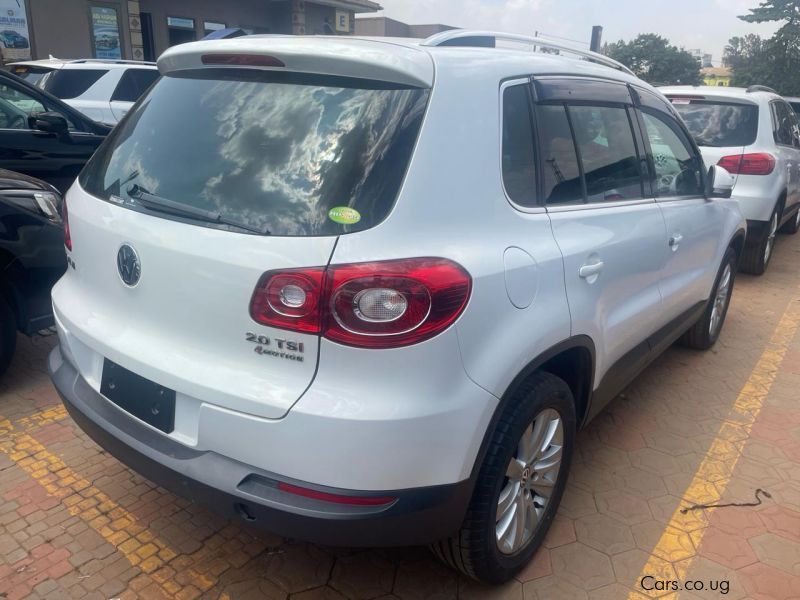 Volkswagen Tiguan in Uganda