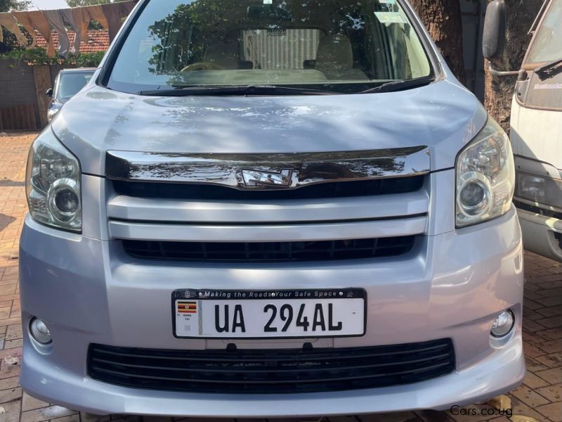 Toyota Noah in Uganda