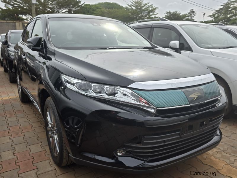 Toyota Harrier in Uganda